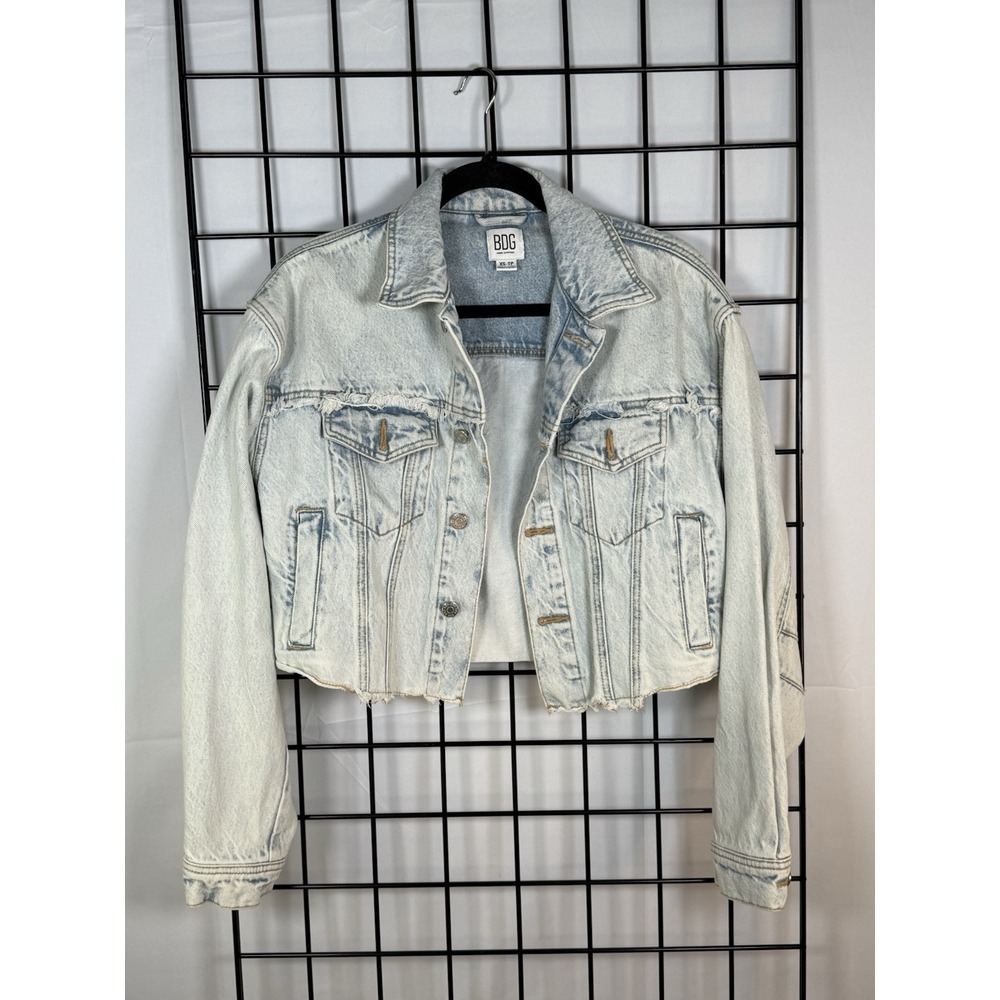 BDG Urban Outfitters Light Acid Wash Cropped Denim Jacket‎ Frayed Hem Womens XS
